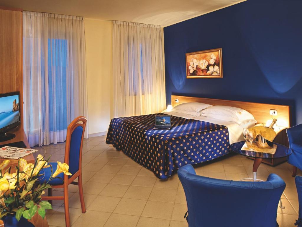 Riviera Del Sole Hotel Resort Spa Piraino Pokoj fotografie