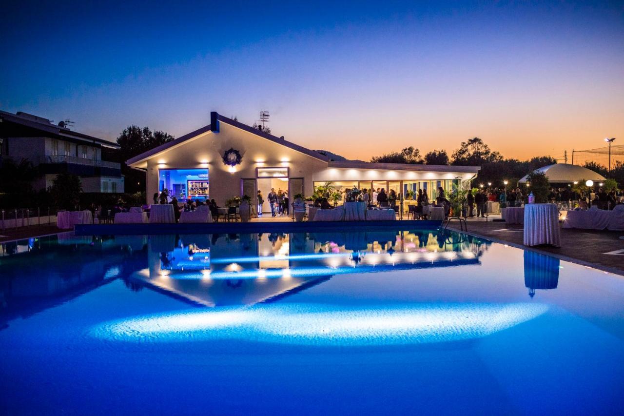 Riviera Del Sole Hotel Resort Spa Piraino Exteriér fotografie
